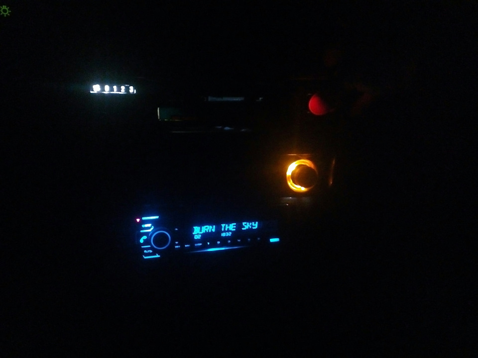 ГУ KENWOOD KDC-X5200BT 1