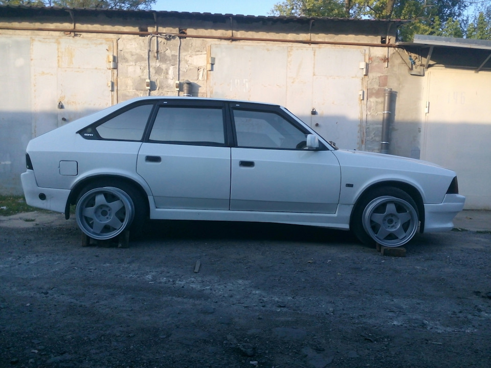 Kerscher Carmona R16 7.5j на М2141 - Початок шляху 1