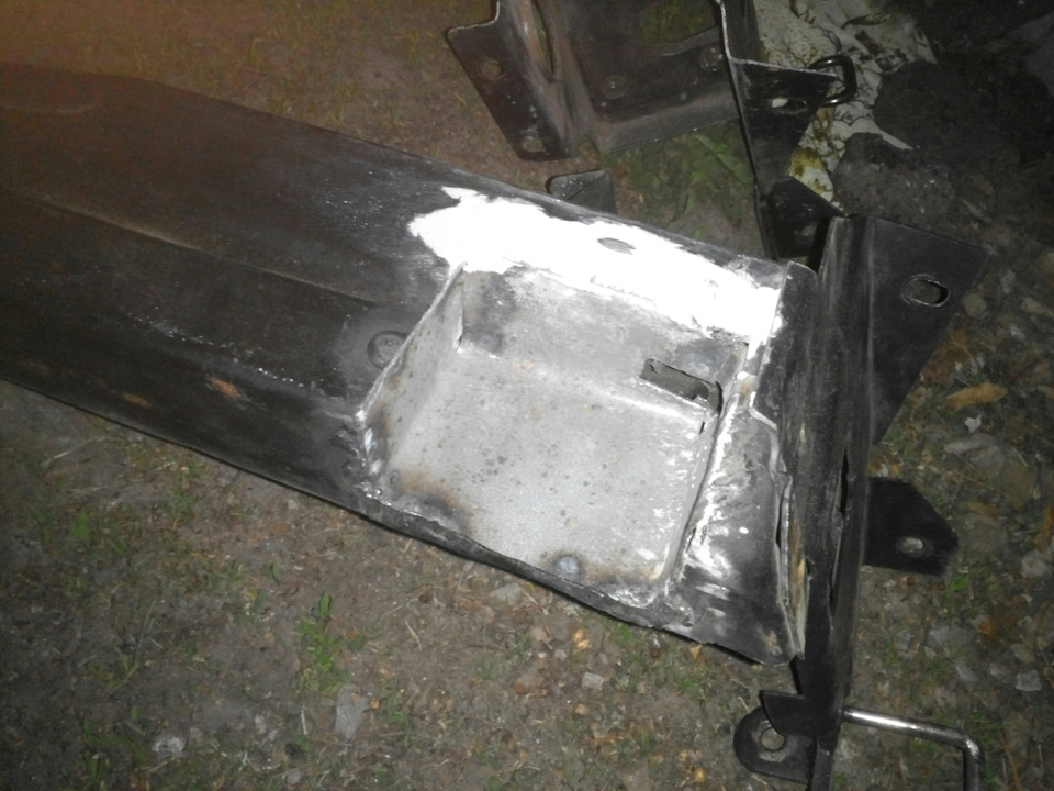 Шторка в багажник, накладки на підлокітники 2