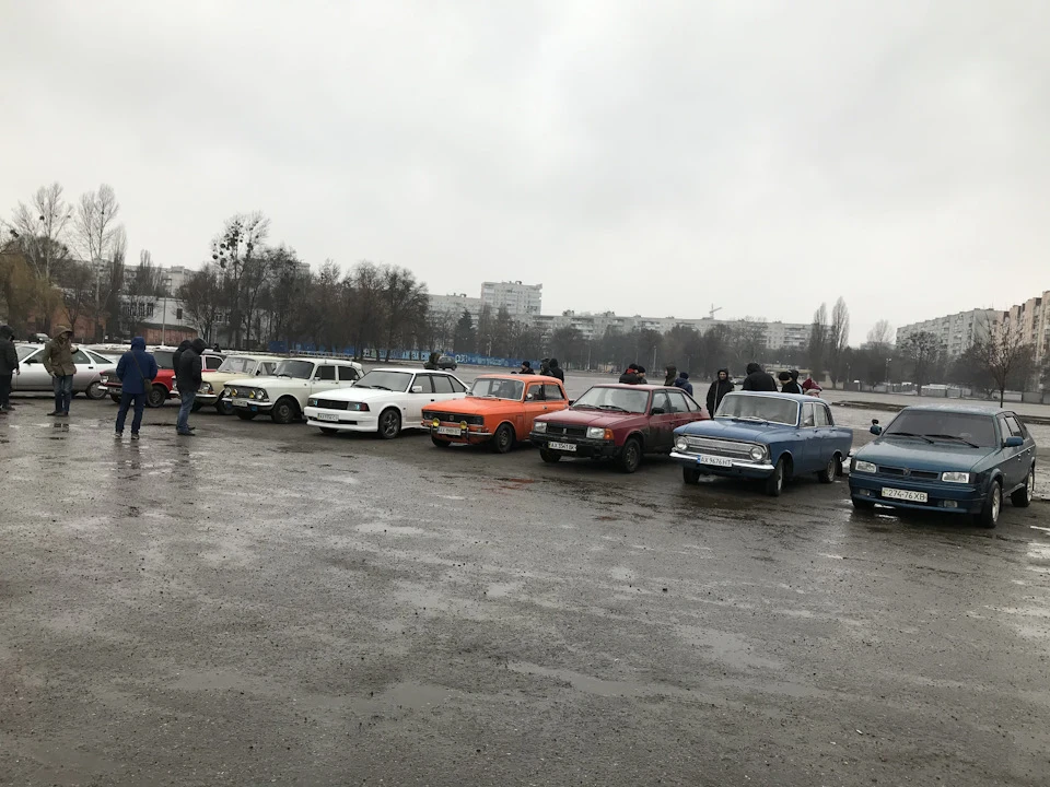 Зустріч автоклубу Москвич Харків