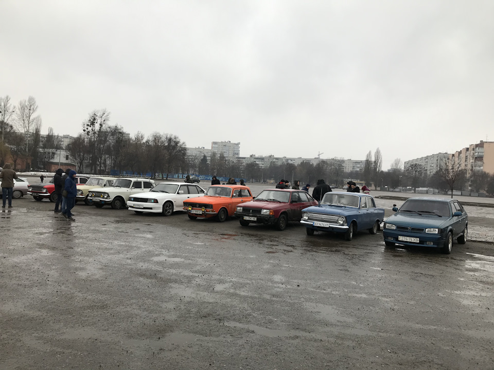 Зустріч автоклубу Москвич Харків 2
