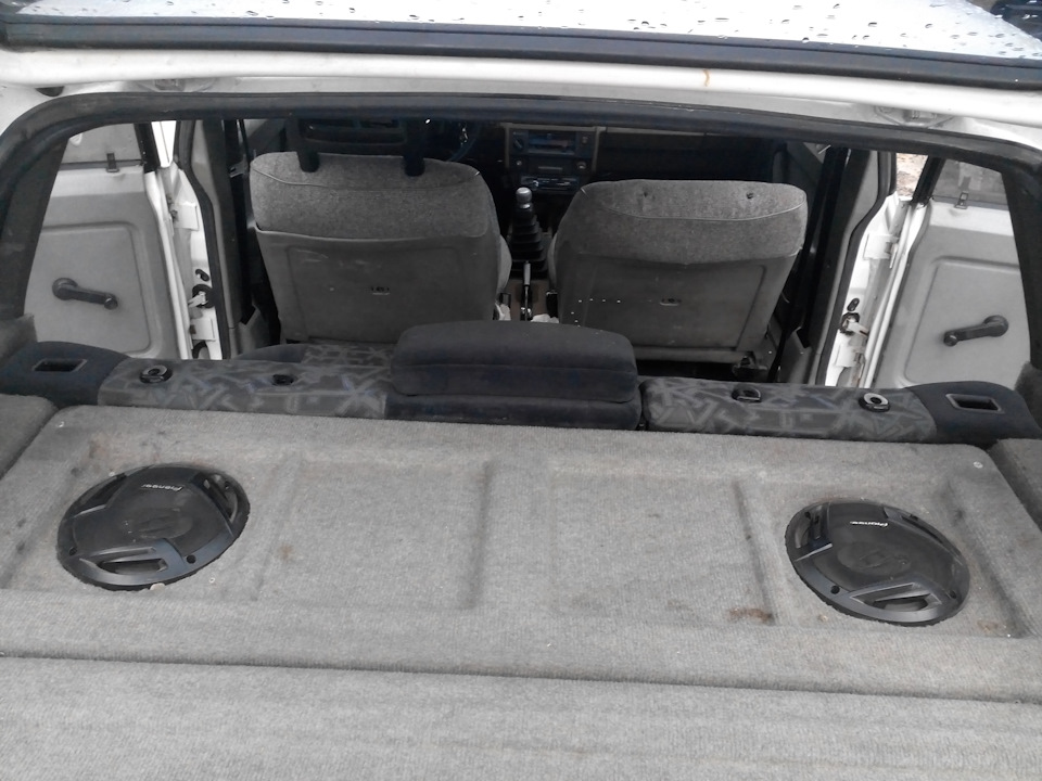 Задній ряд сидінь Opel Vectra B в москвич 2141 Частина 1: Примірка 5