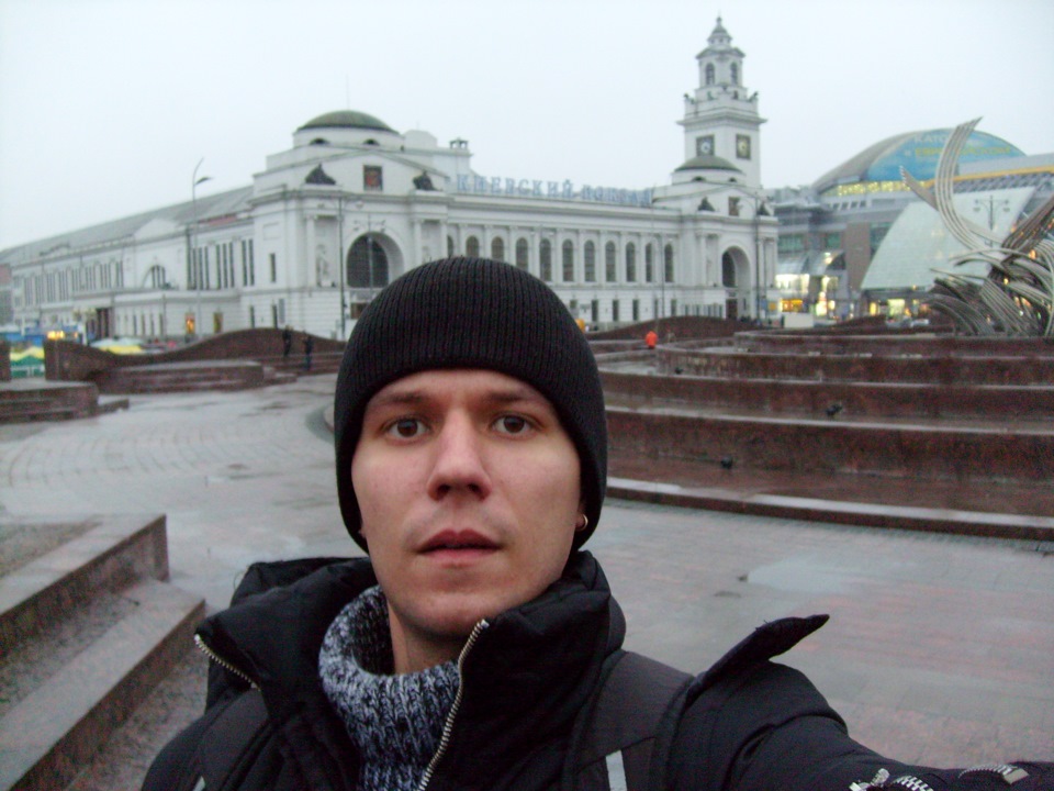 До Москви за ніштяками :) 2