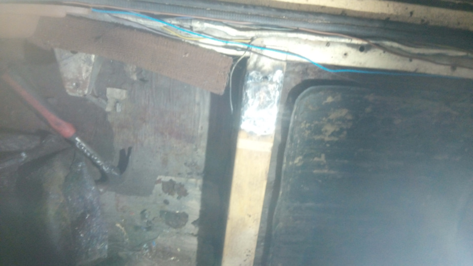 Сидіння водія попливло 2