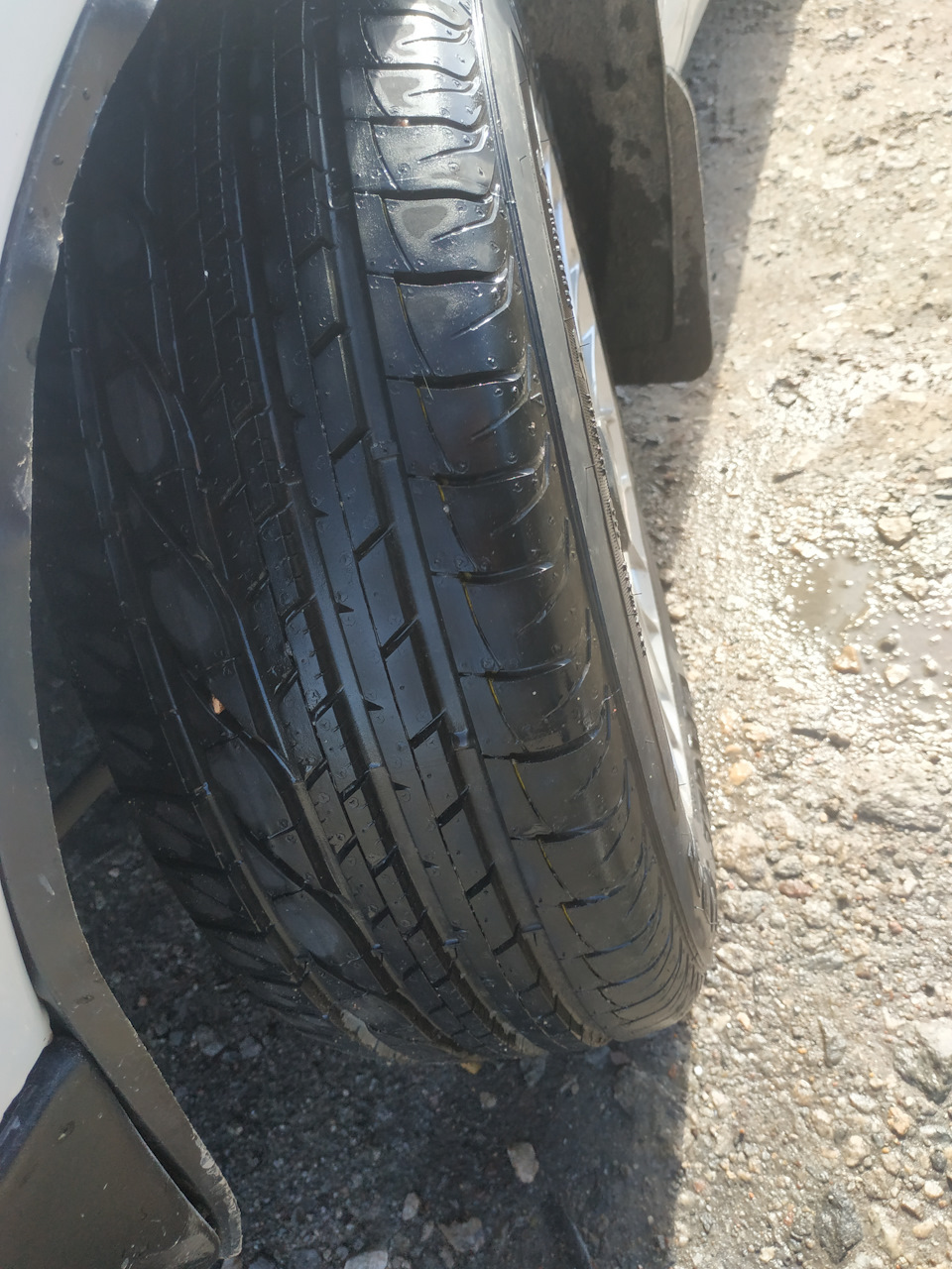Літня гума Goodyear 3