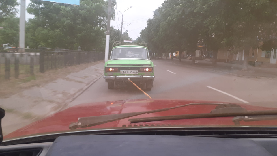 Великі проблеми через шматок пластику. 1