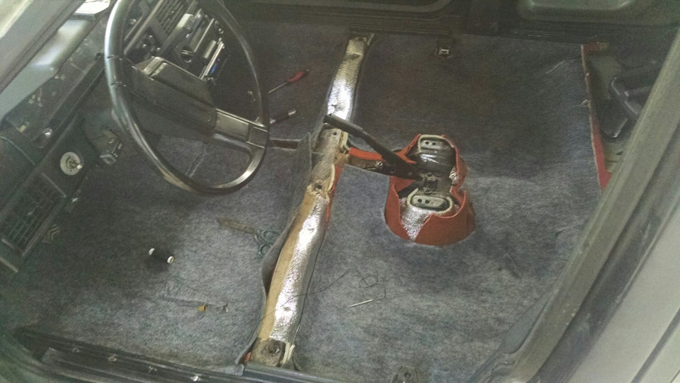 Килим у салон своїми руками з повсті. 1