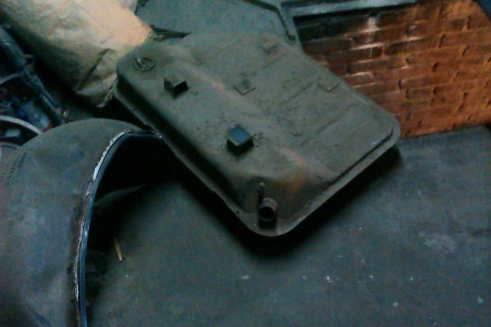 Паливний бак 3