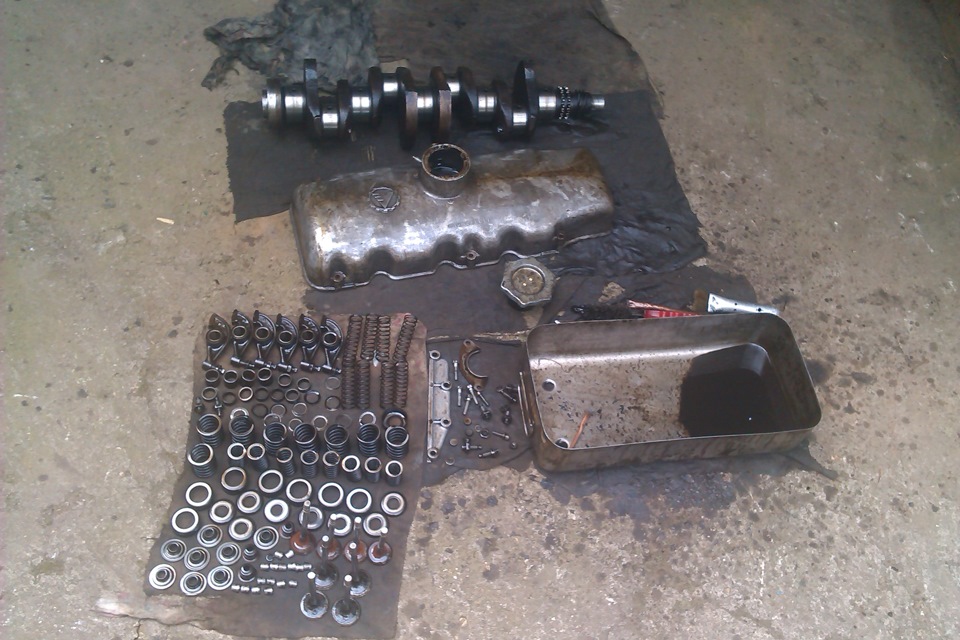 запчастини з головки 1