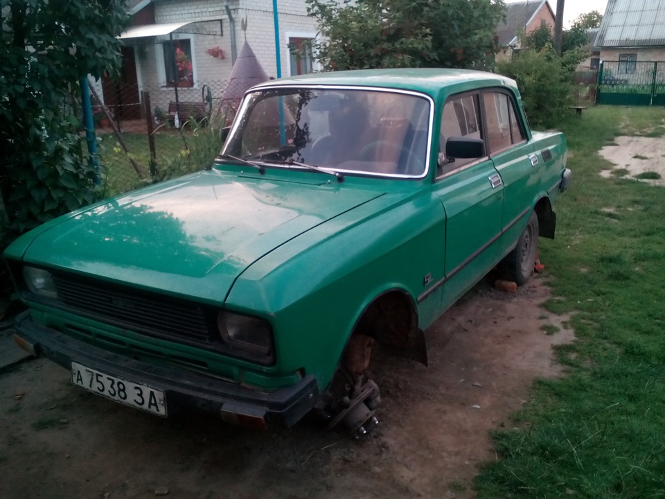 Москвич 2140SL 1