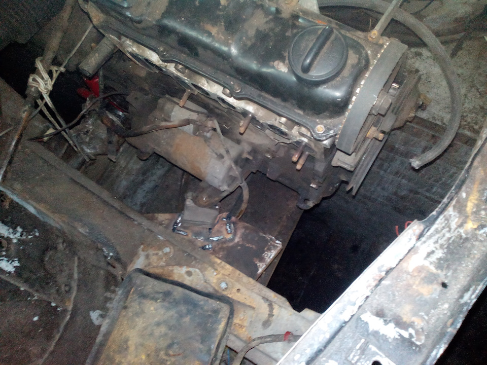 Двигун Audi 80 3