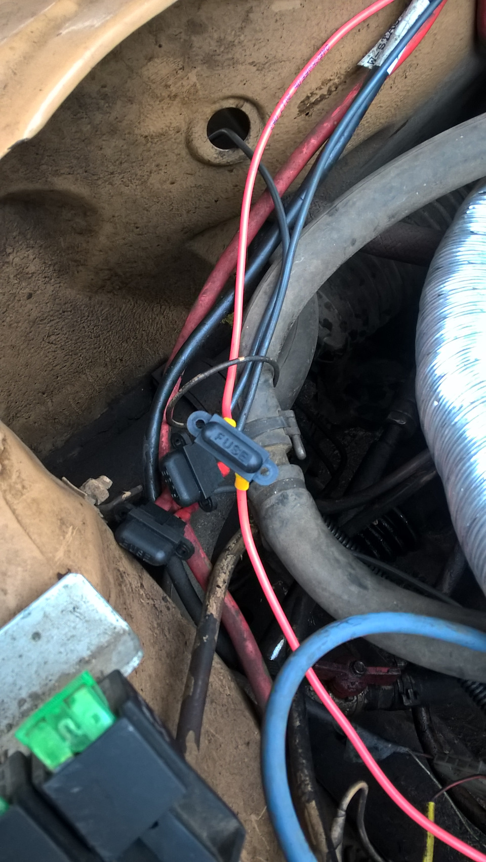 Встановлення прикурювача, USB зарядок та вольт метра. 5