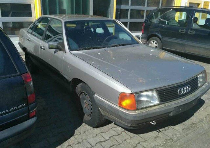 Audi 100c3 1