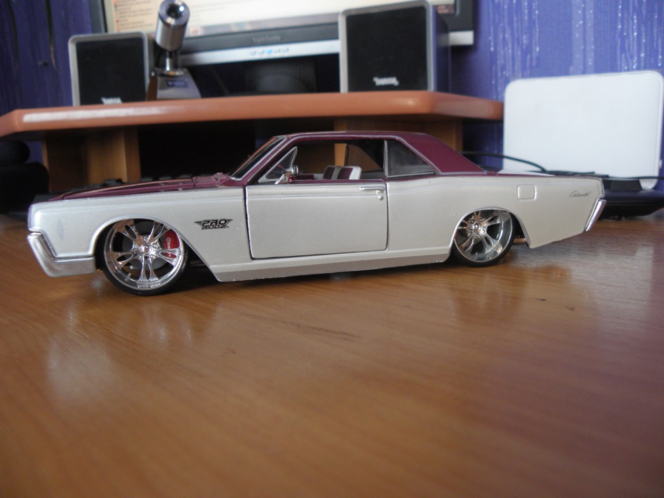 Lincoln Continental 1966 р.в. 2