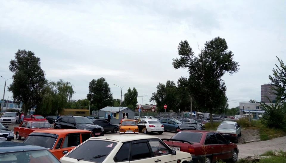 Продовження прогули Харковом