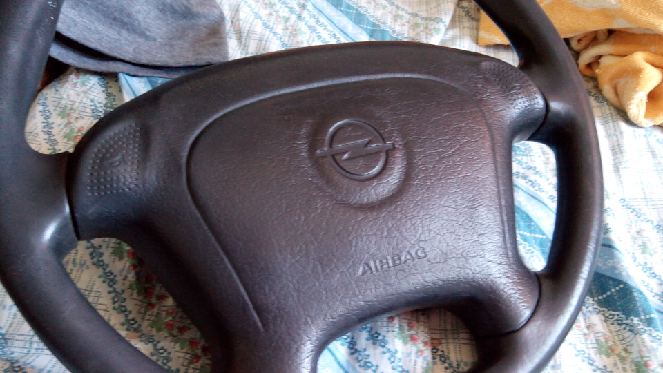 Руль від opel 3