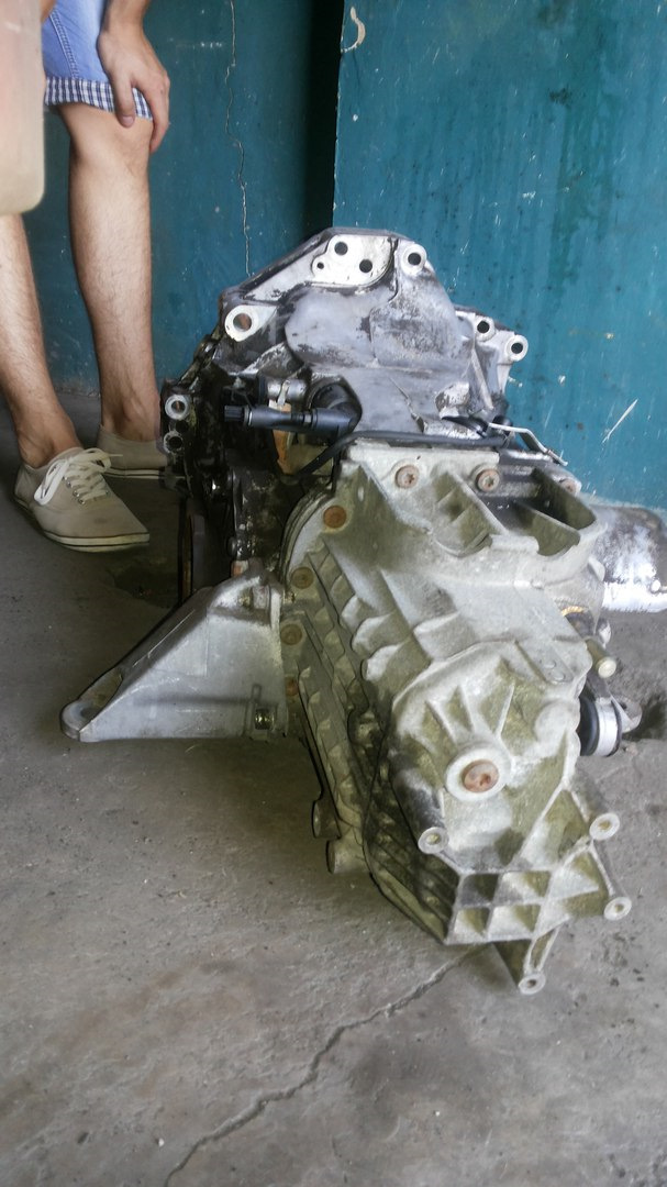прийшла КПП audi 100 v6 2.8L 4