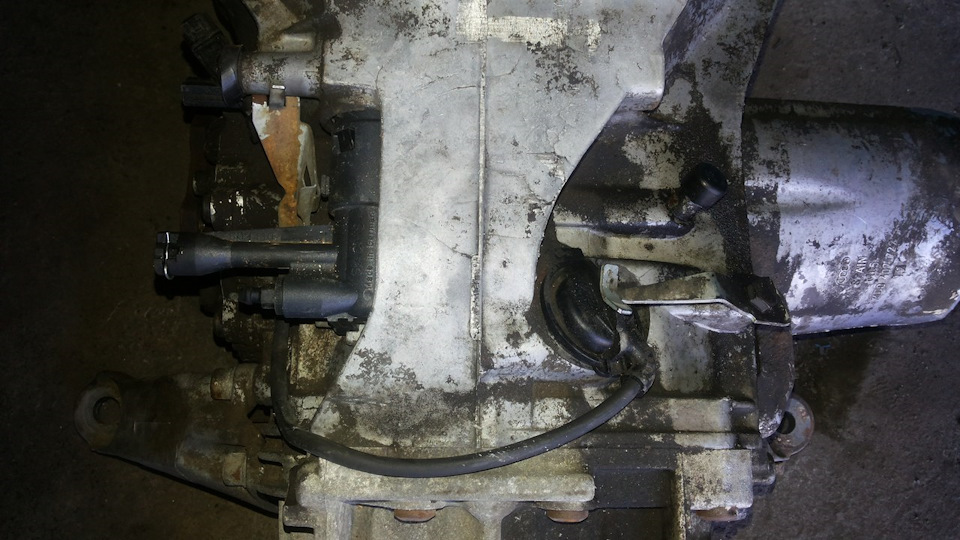 прийшла КПП audi 100 v6 2.8L 1