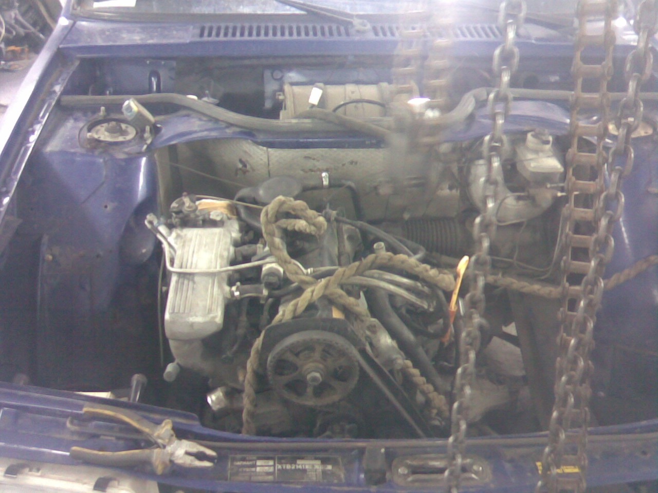 двигло 2.0 AUDI 1