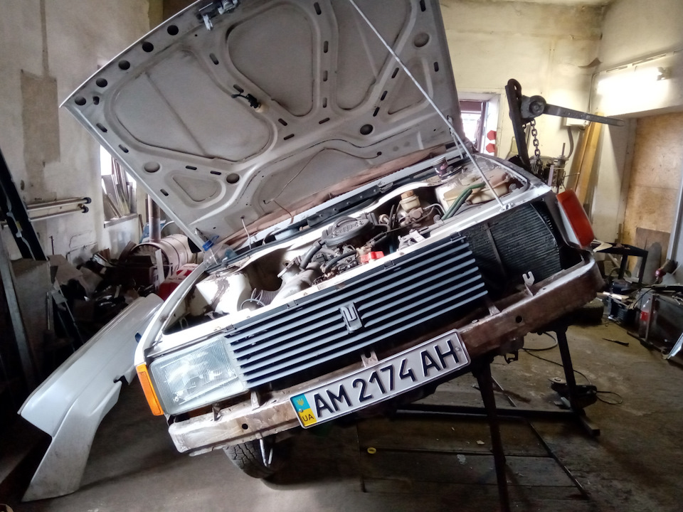 Приїхали. 1