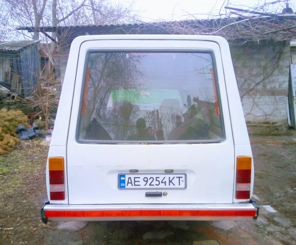 фото без скотчу.