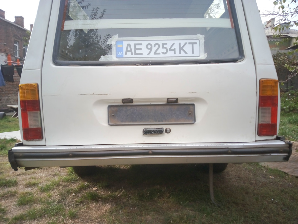 задні ліхтарі 1