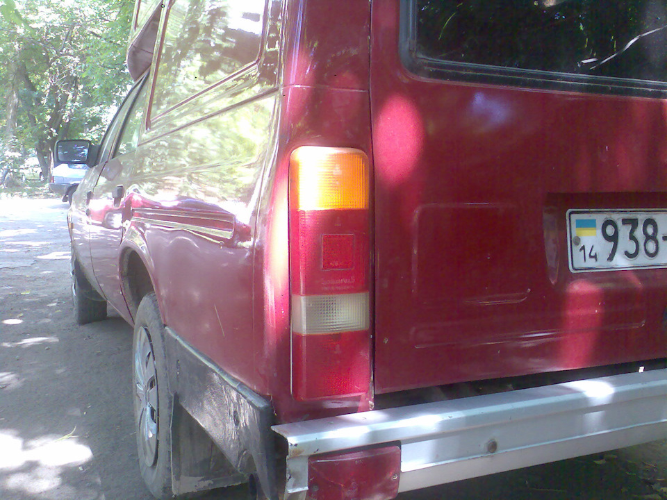 Задні ліхтарі від 2140SL. 3