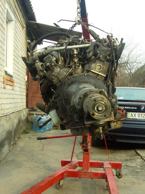 Гігант V12 2