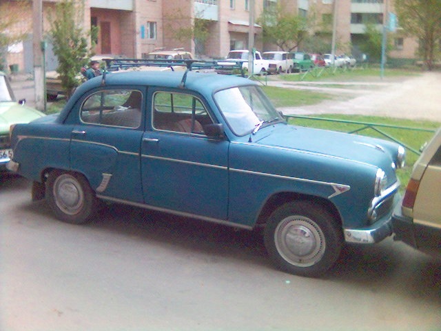 Апарат 60-х у дорозі 1
