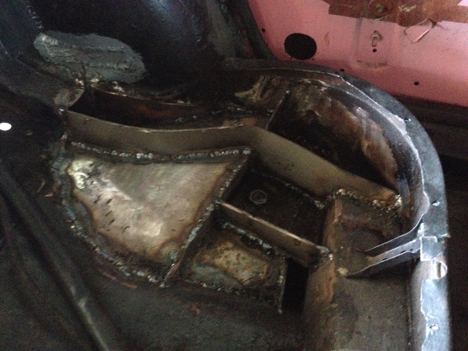 e 30 ass Inside 5