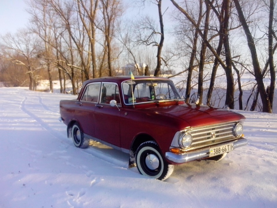 Retro Car and snow_))) 3