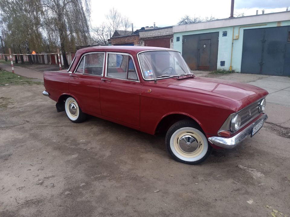 Фотографії автомобіля МЗМА 408 1