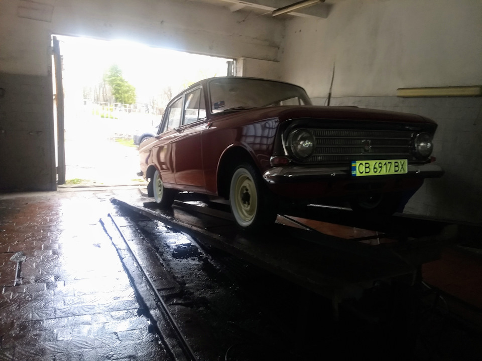 Моєму днище автомобіля Москвич 408 2