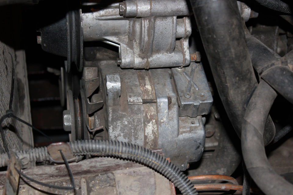 Установка генератора від Lanos на Москвич 1
