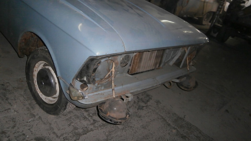 розібрали авто на малярці 3