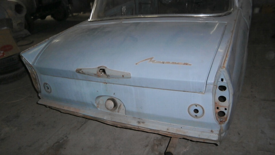 розібрали авто на малярці 4
