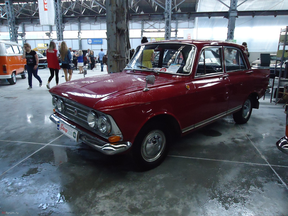 мій авто на Харківському авторетрозльоті-2018. 5
