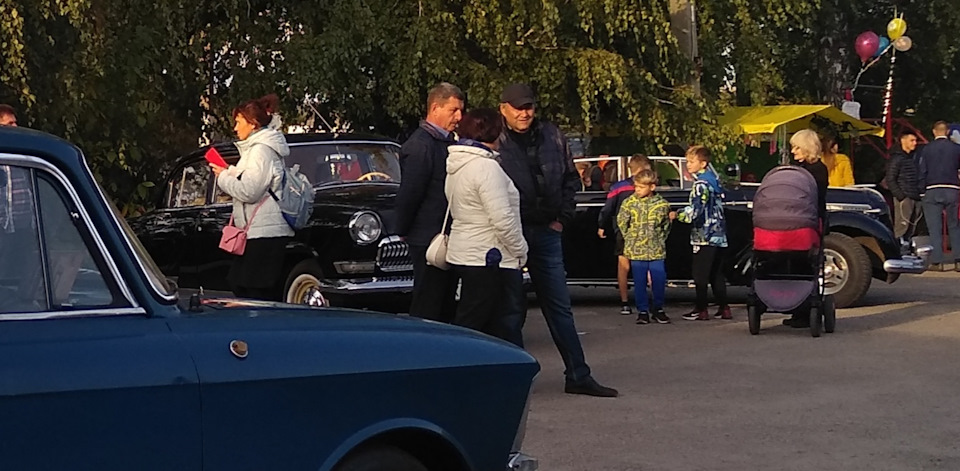 Перша ретро виставка 2
