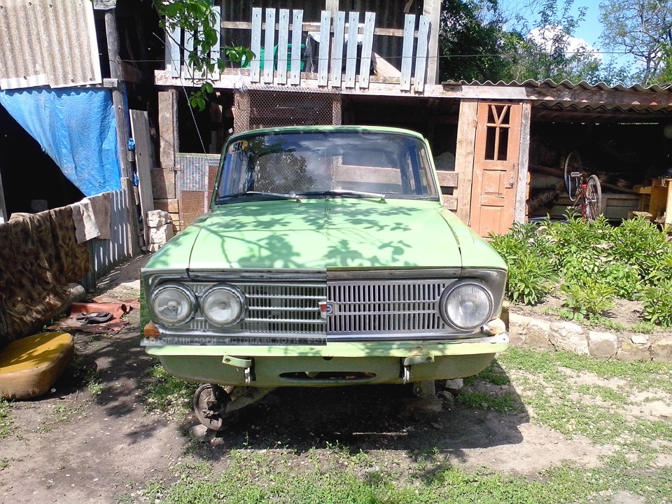 Трехфарний Москвич 1