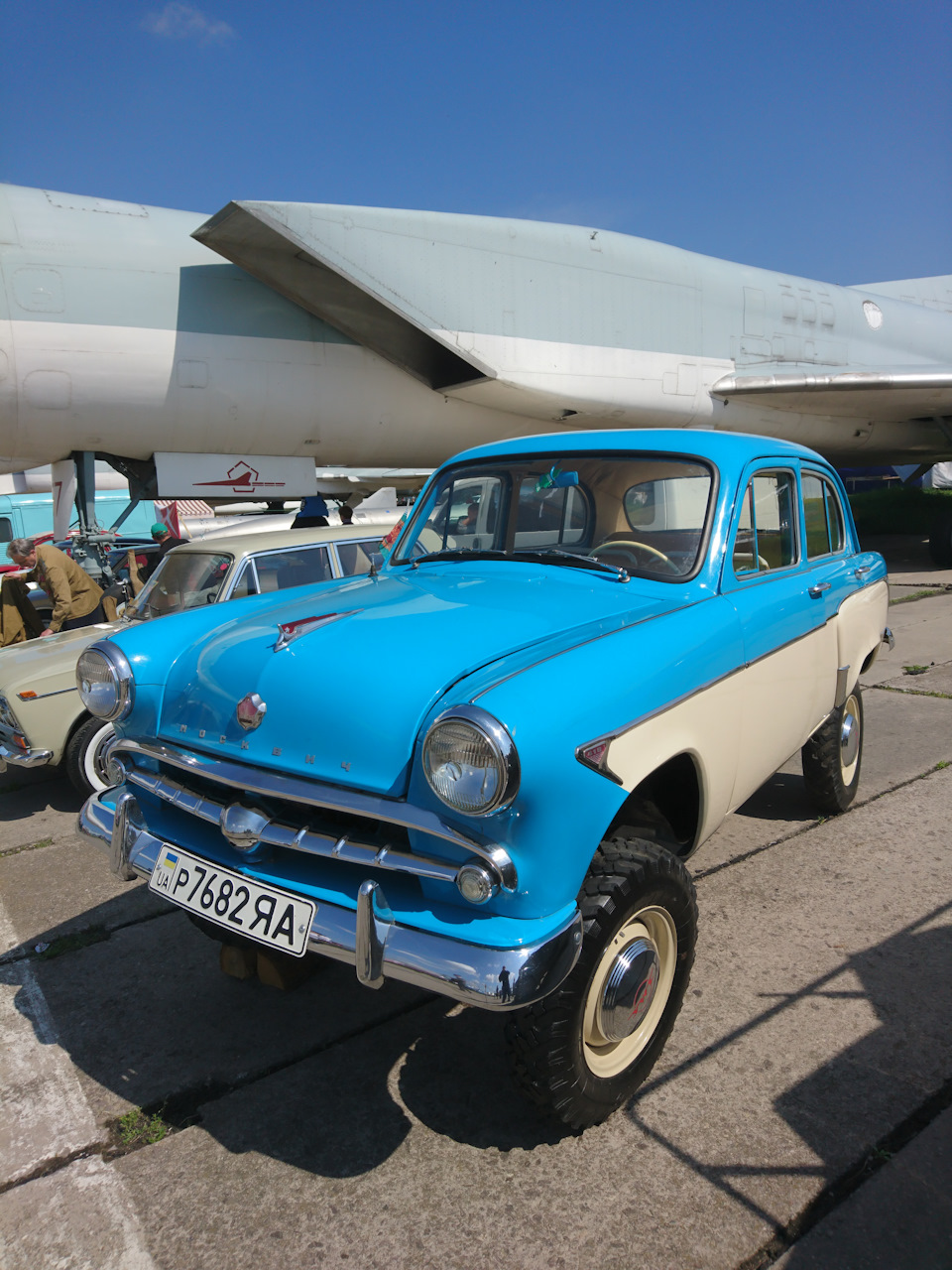 2 МЗМА 410 на виставці OldCarLand м.Київ 9-12травня 2019р. 4