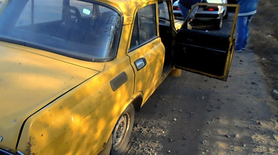 Перші спроби привести автомобіль до тями 4