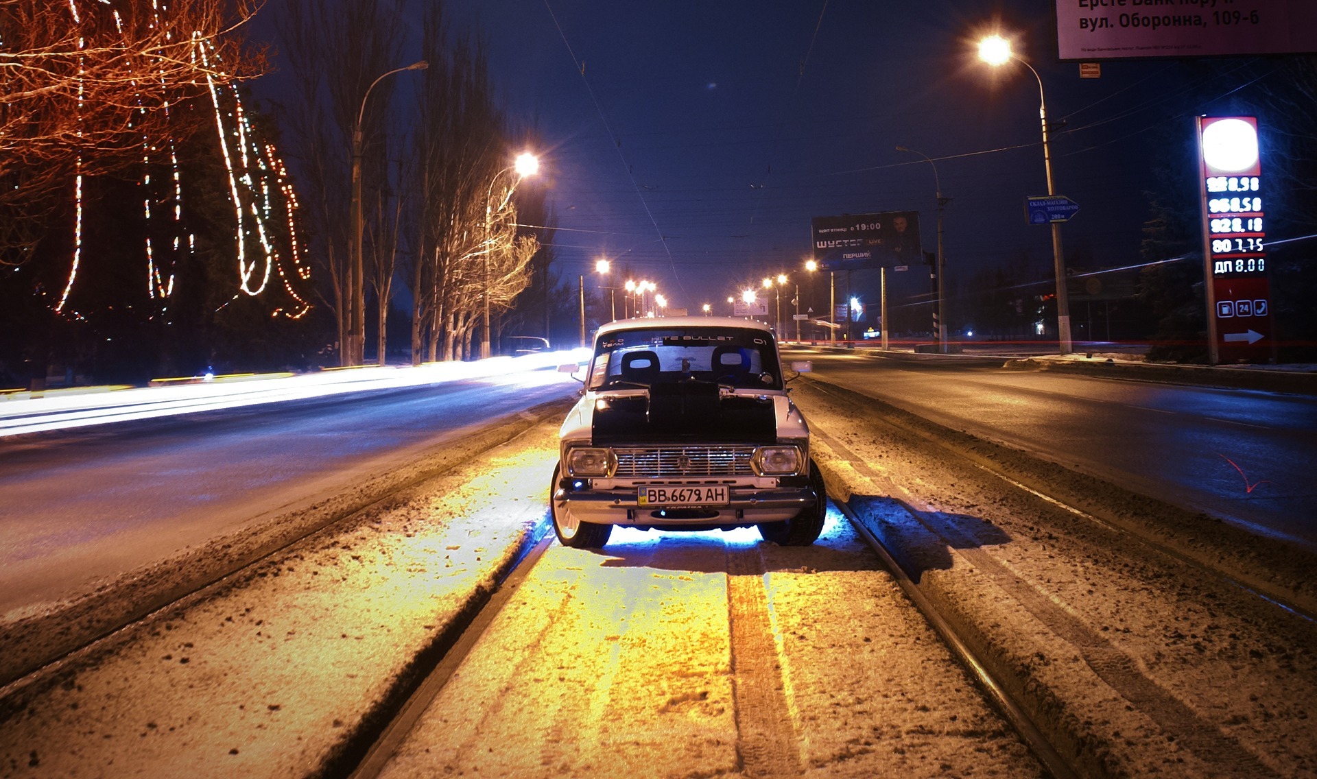 Ніч, вулиця, ліхтар, сніг, москвич :) 1