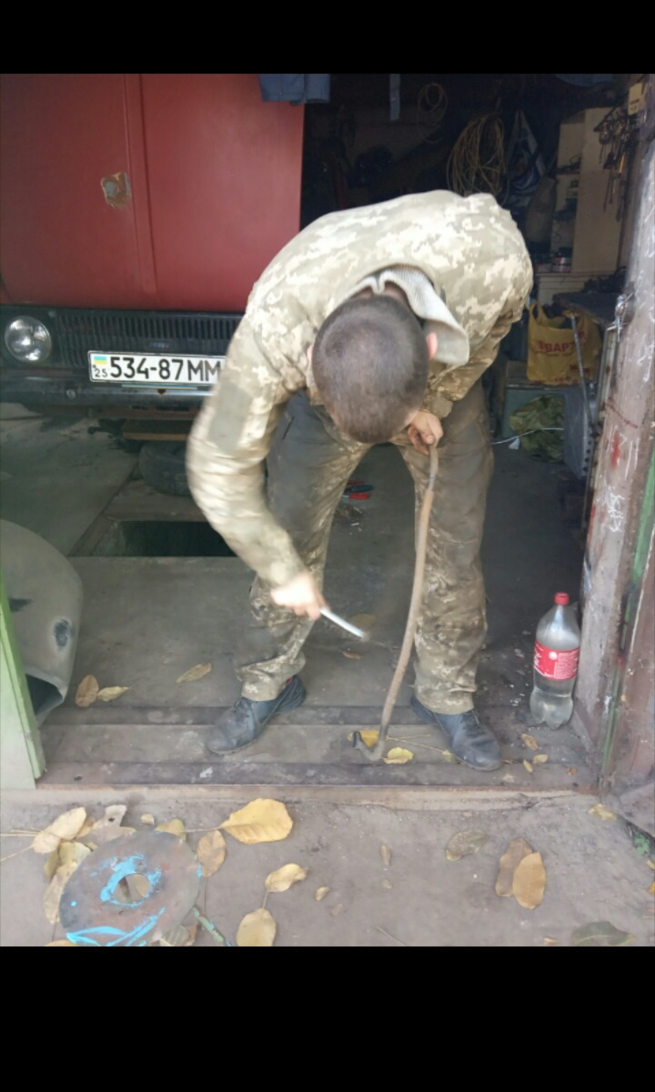 Розбір передньої підвіски 4