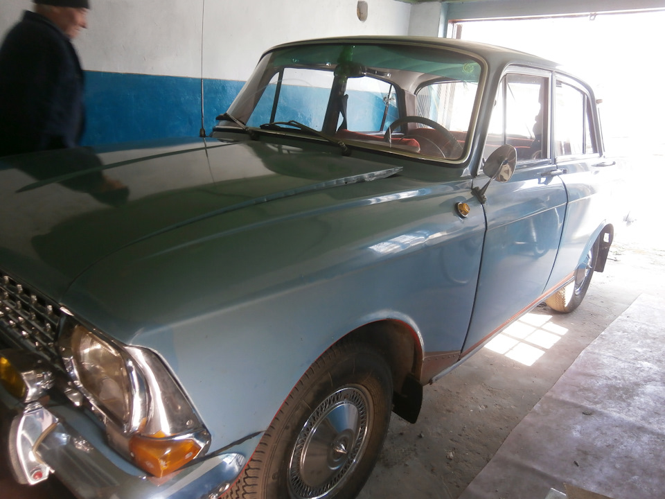 сьогодні їздив дивився автомобіль АЗЛК 408ІЕ 1973 року 1