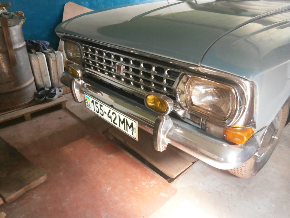 сьогодні їздив дивився автомобіль АЗЛК 408ІЕ 1973 року папка № 2 1