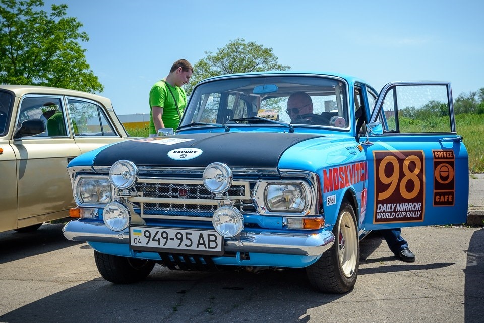 Москвич на Запорізькій Брамі 2
