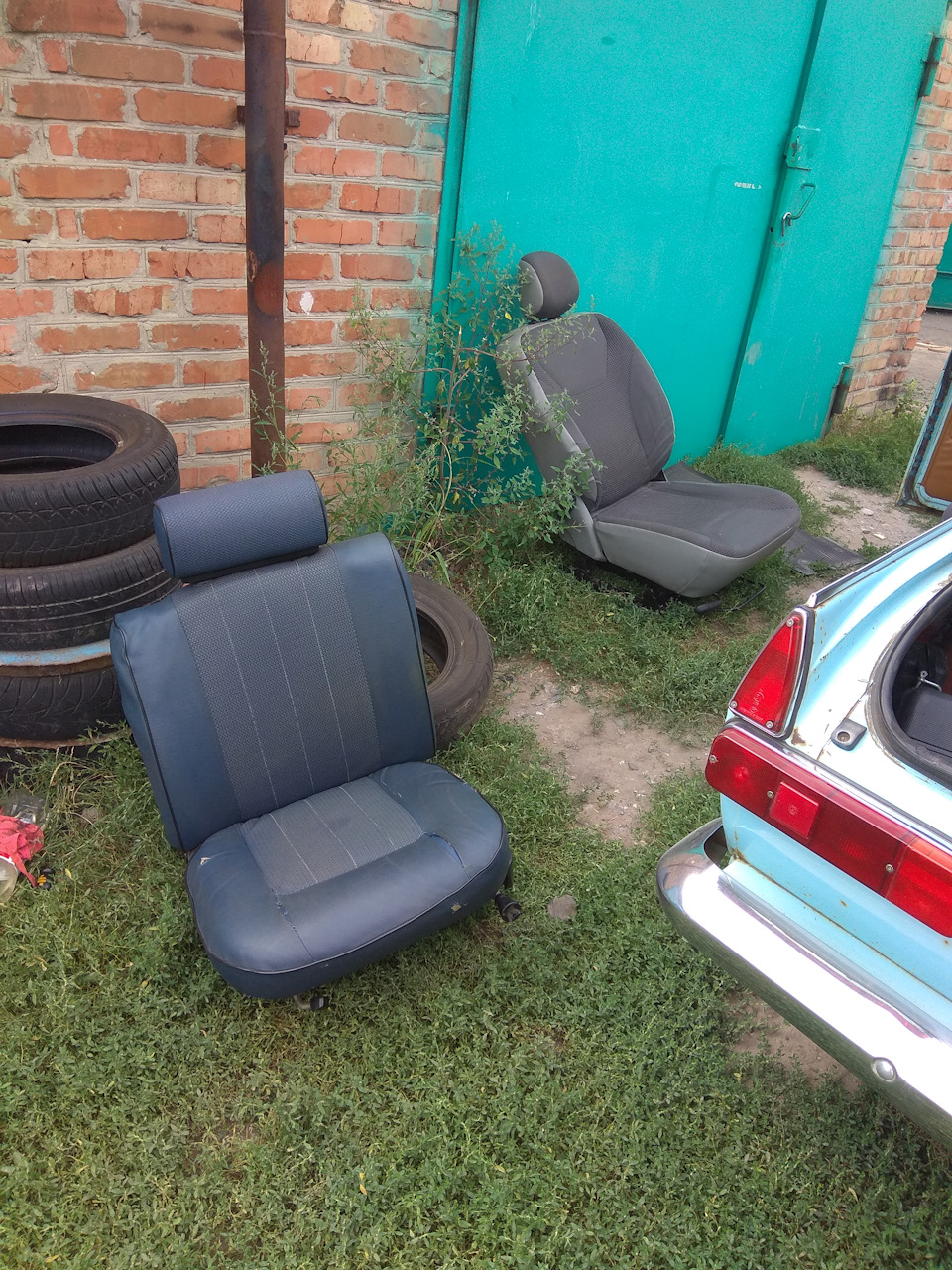 Сидушка з опелю віваро 2