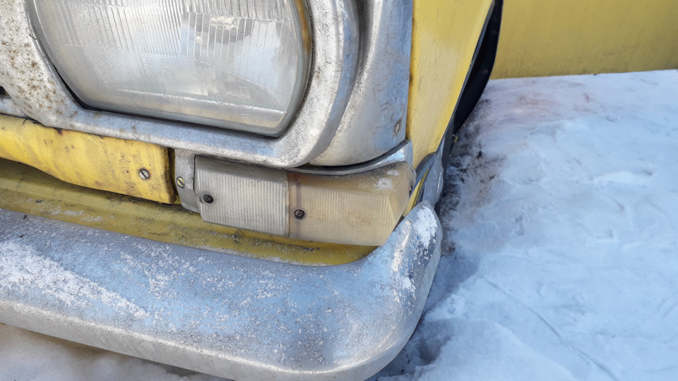 Заміна скла поворотів, підфарників та одного погону 4
