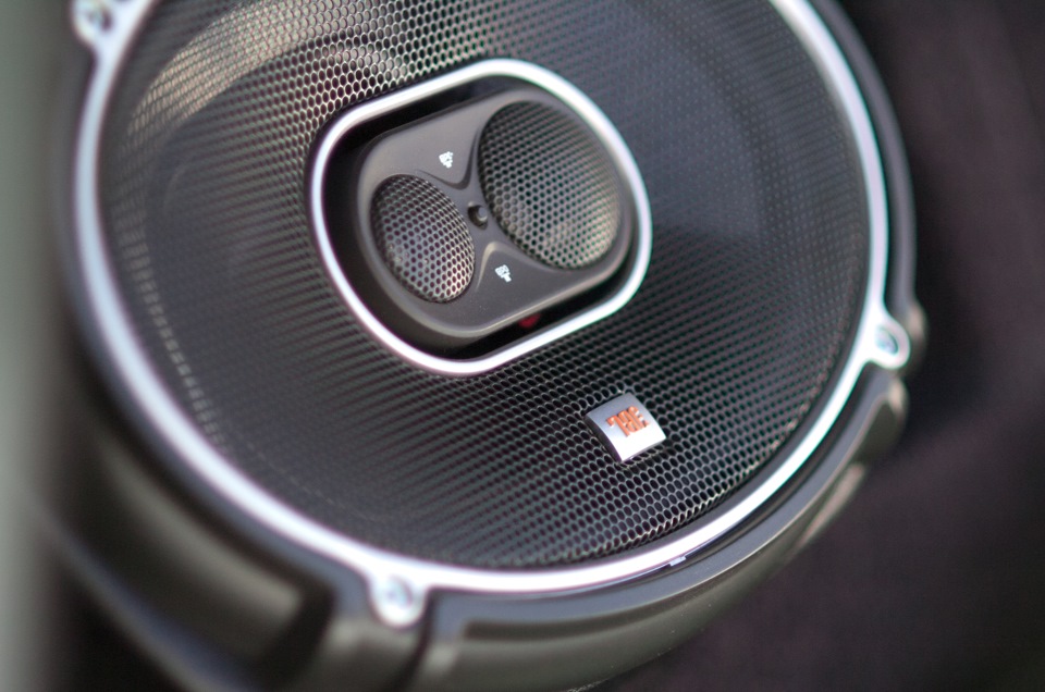 Встановили два JBL ззаду, політ нормальний!) 5