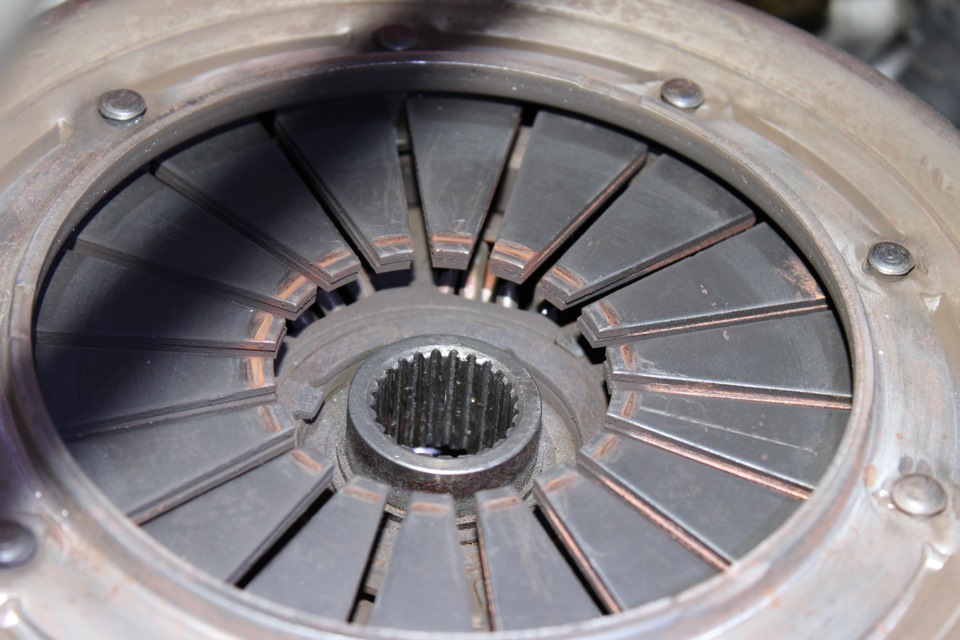 Скинув коробку, знайшов причину. 3